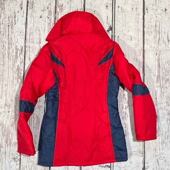 Women's Red Cyclone Ski Skiing Snowboarding Winter Outwear Zip up Jacket - Picture 2 of 10